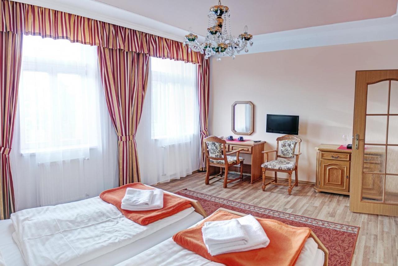 Ld Morava Otel Karlovy Vary Dış mekan fotoğraf