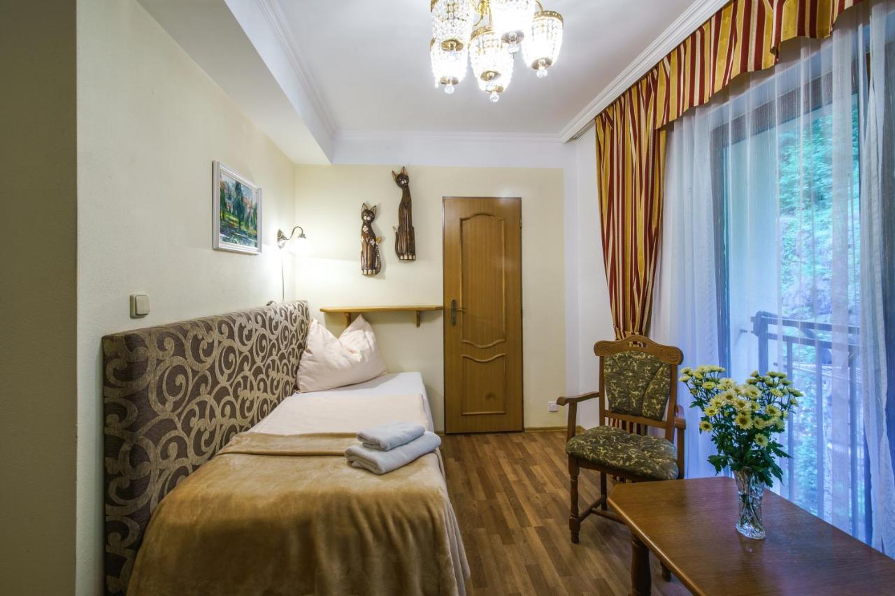 Ld Morava Otel Karlovy Vary Dış mekan fotoğraf