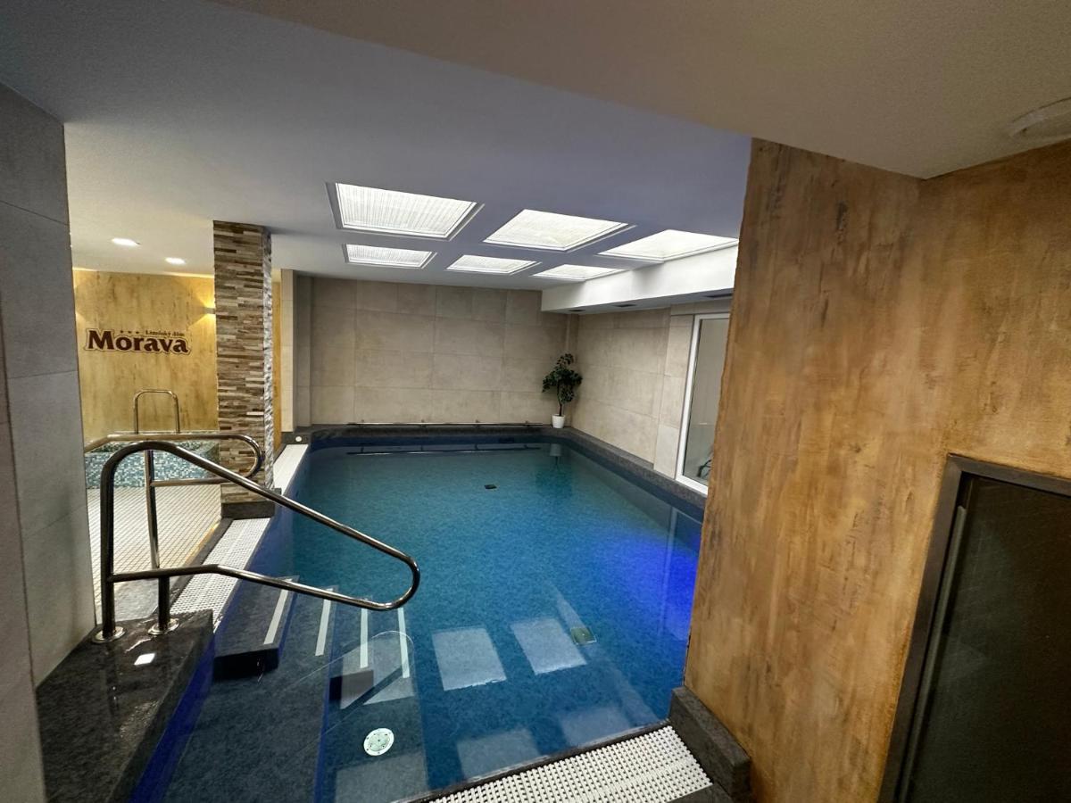 Ld Morava Otel Karlovy Vary Dış mekan fotoğraf