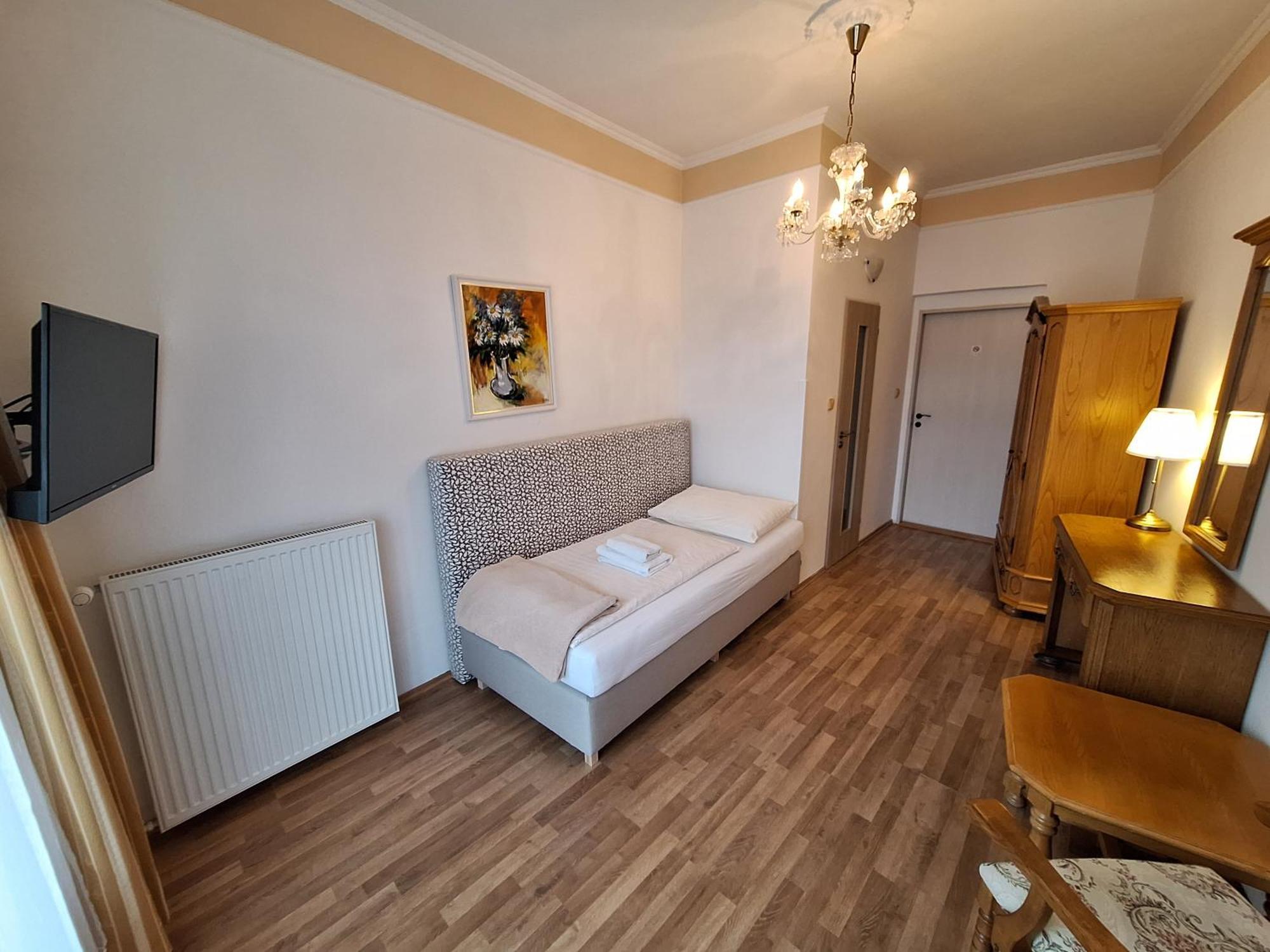 Ld Morava Otel Karlovy Vary Dış mekan fotoğraf